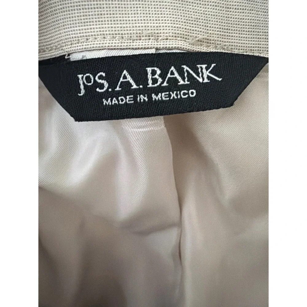 Jos. A. Bank Wool Sport Coat Mens 40 RG Signature Tailored Fit Beige Blazer